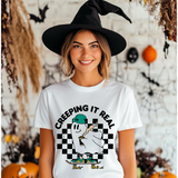 Creeping It Real – T-Shirt aus Bio-Baumwolle mit Halloween-Geist und Skateboard-Grafik