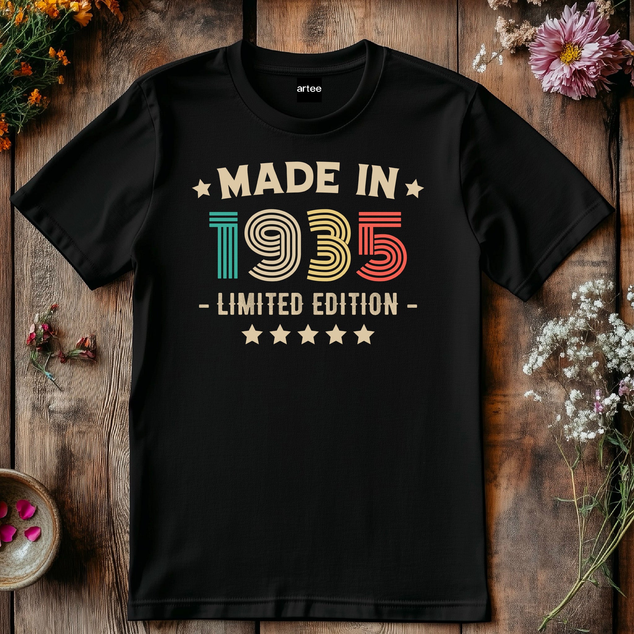 90th Birthday T-Shirt | Vintage 1935 Limited Edition | Funny 90th Gift for Men | Classic 90th Shirt for Him