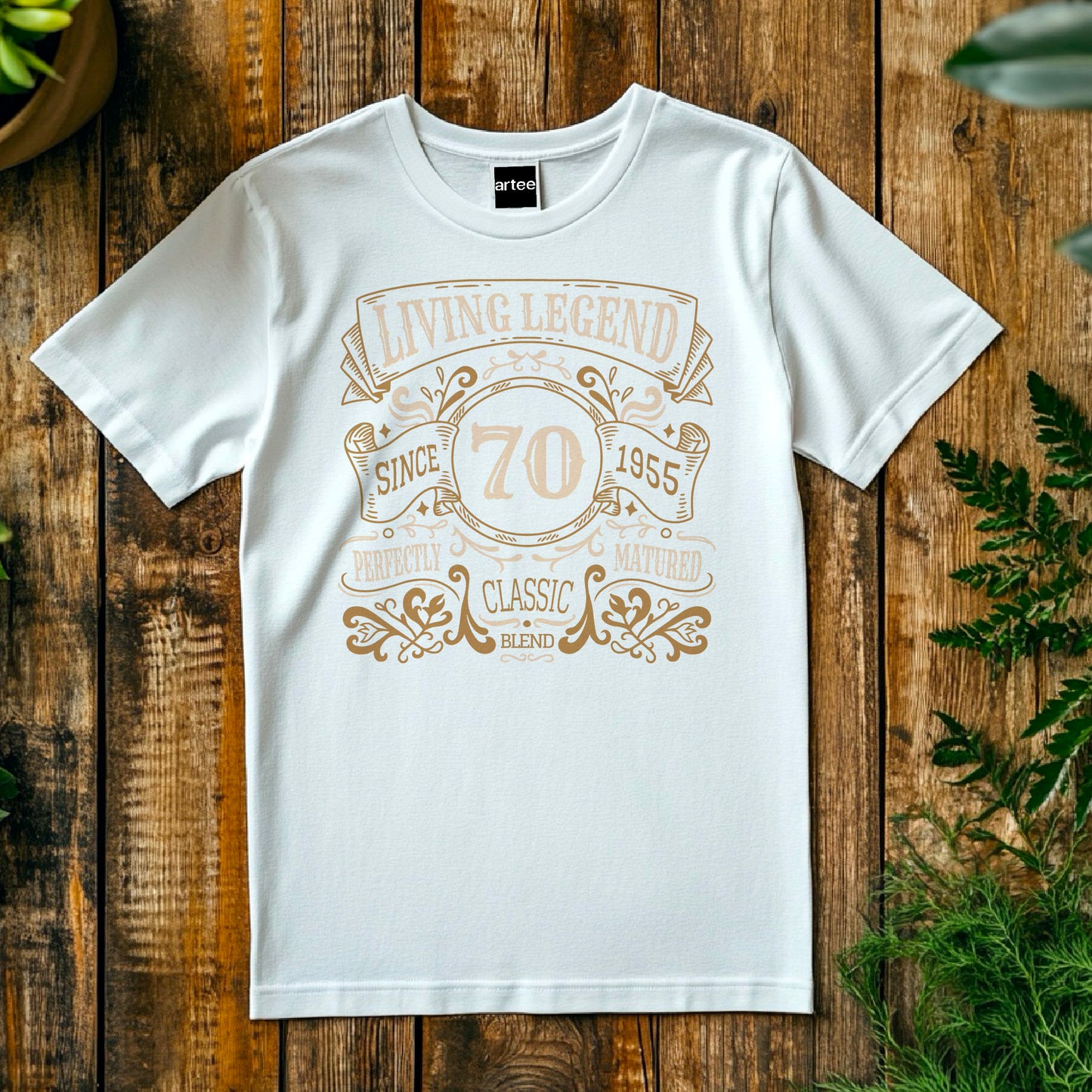 Living Legend 1955 - 70th Birthday T-Shirt, Perfectly Matured Classic Blend, Funny 70th Gift for Dad, 70th Gifts for Men, 70th T-Shirt