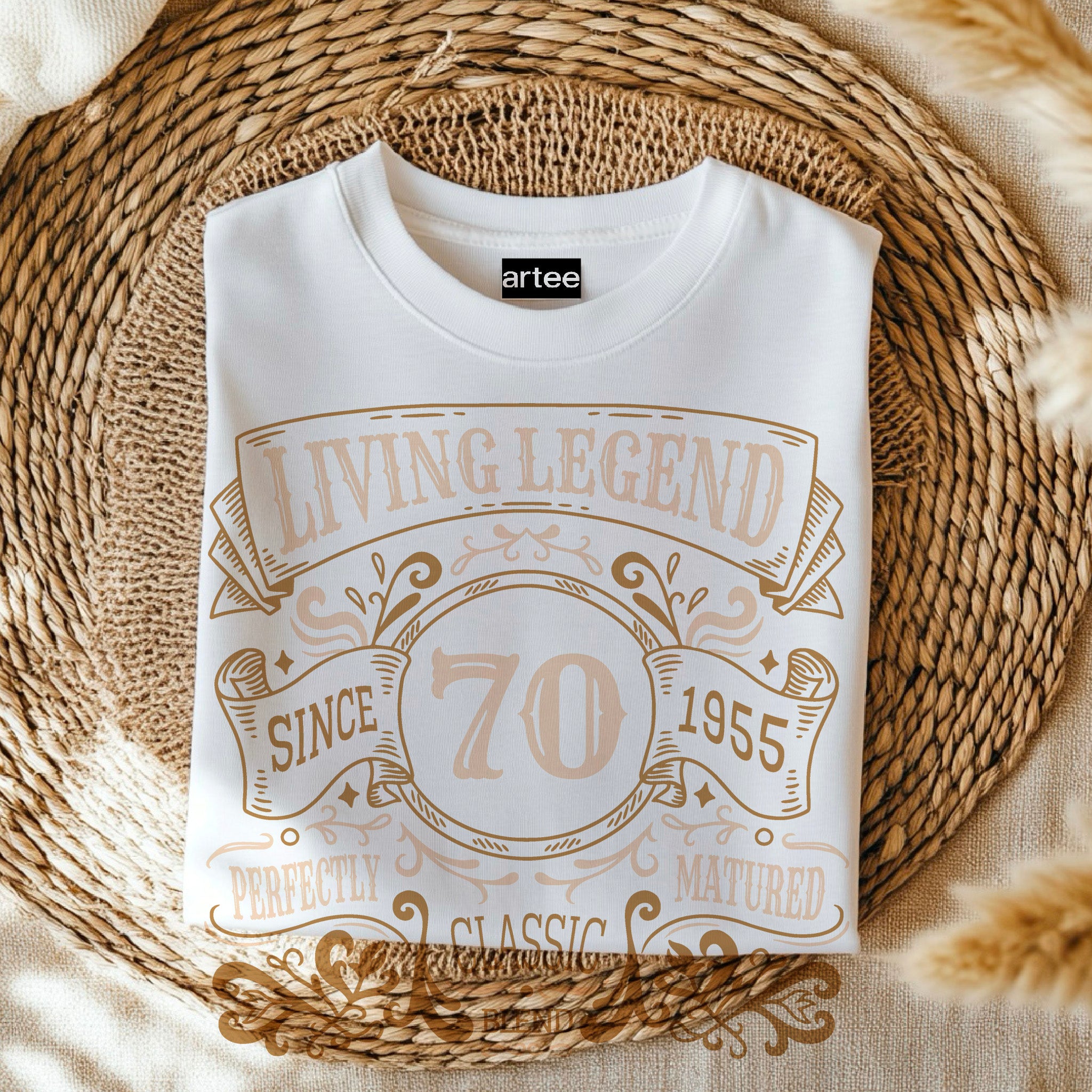 Living Legend 1955 - 70th Birthday T-Shirt, Perfectly Matured Classic Blend, Funny 70th Gift for Dad, 70th Gifts for Men, 70th T-Shirt