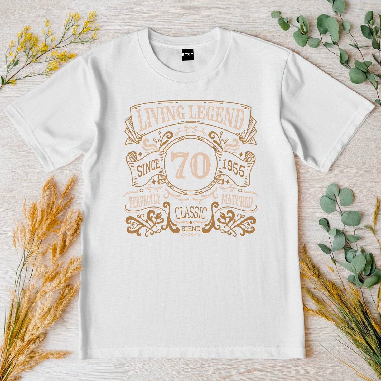 Living Legend 1955 - 70th Birthday T-Shirt, Perfectly Matured Classic Blend, Funny 70th Gift for Dad, 70th Gifts for Men, 70th T-Shirt