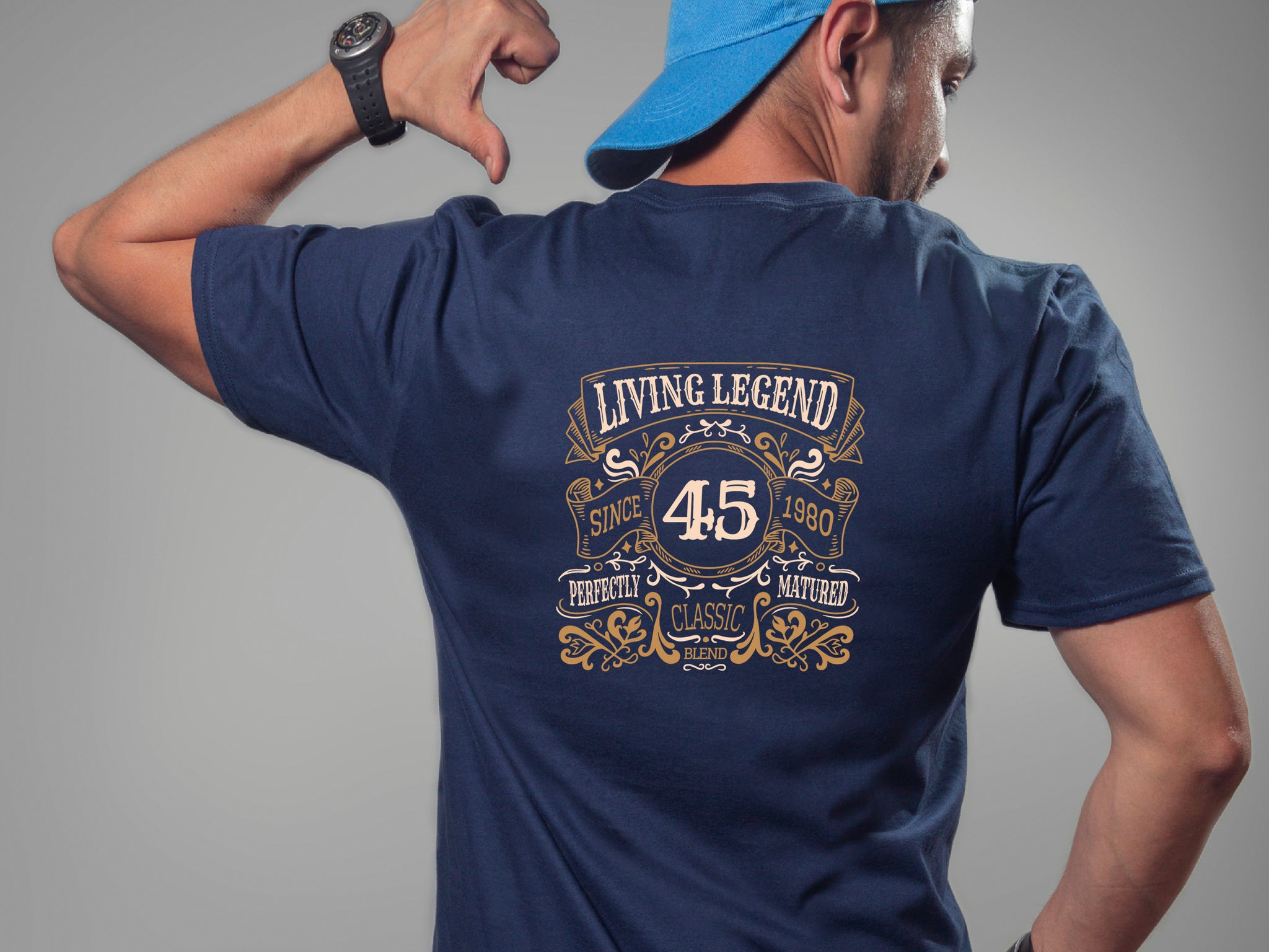 Living Legend 1980 - 45th Birthday T-Shirt, Perfectly Matured Classic Blend, Funny 45th Gift for Dad, 45th Gifts for Men, 45th T-Shirt