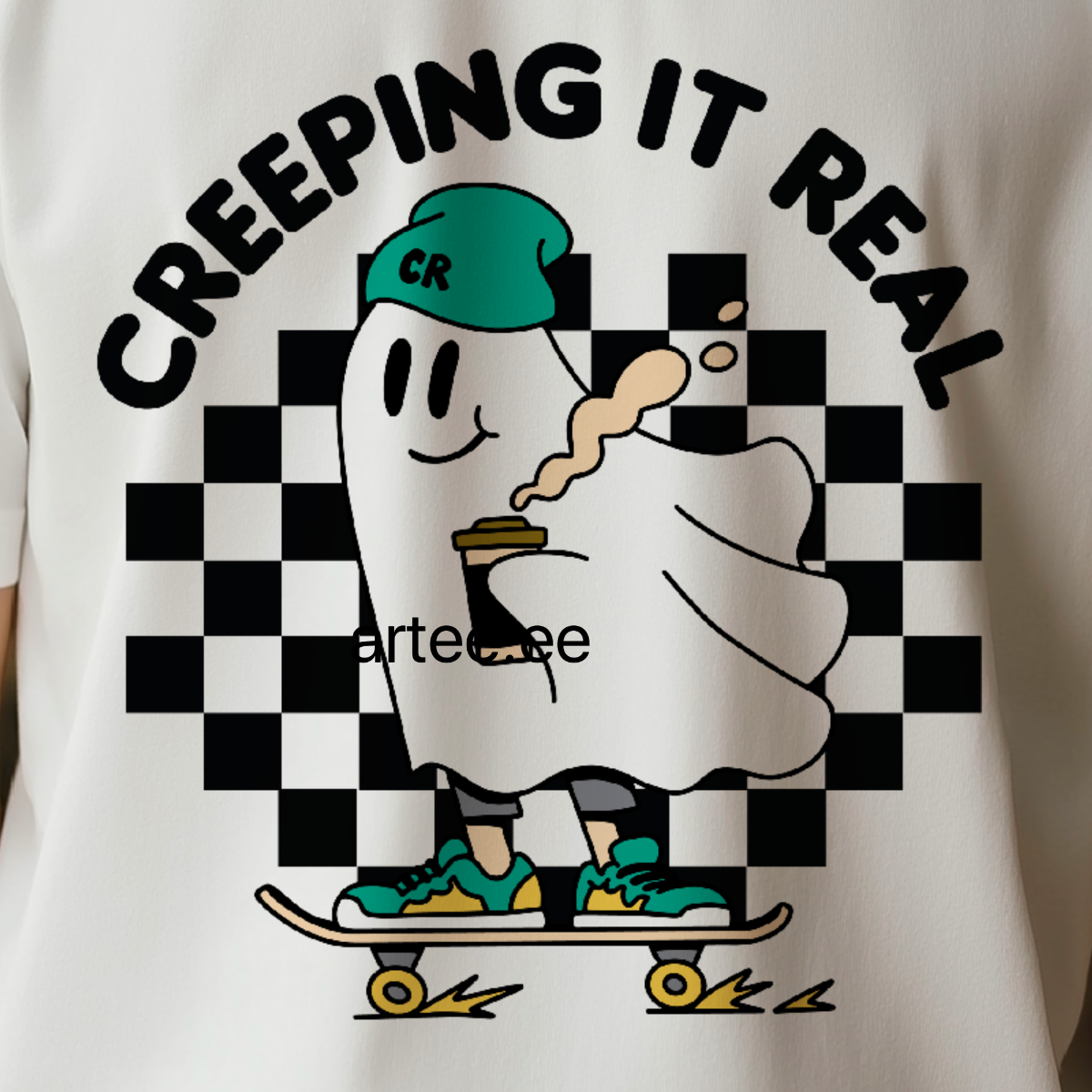 Creeping It Real – T-Shirt aus Bio-Baumwolle mit Halloween-Geist und Skateboard-Grafik