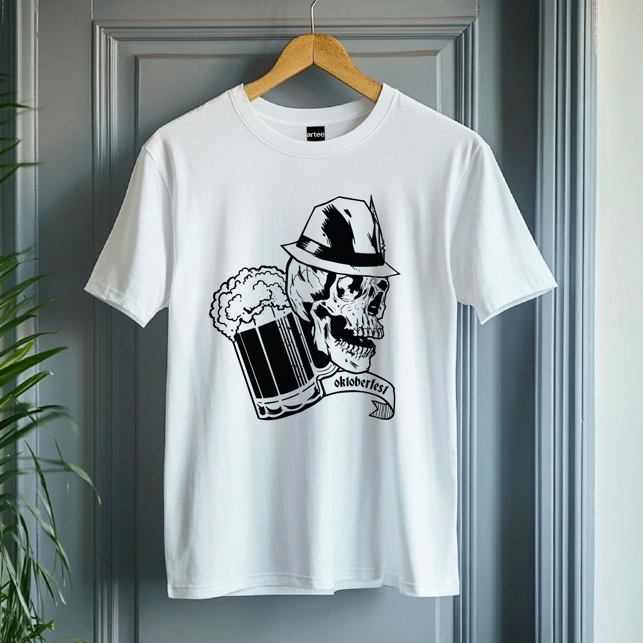 Modern Oktoberfest Shirt, Trendy Bavarian Tee for Women, Edgy Beer Festival Top, Alternative Dirndl T-Shirt, Munich Party Look