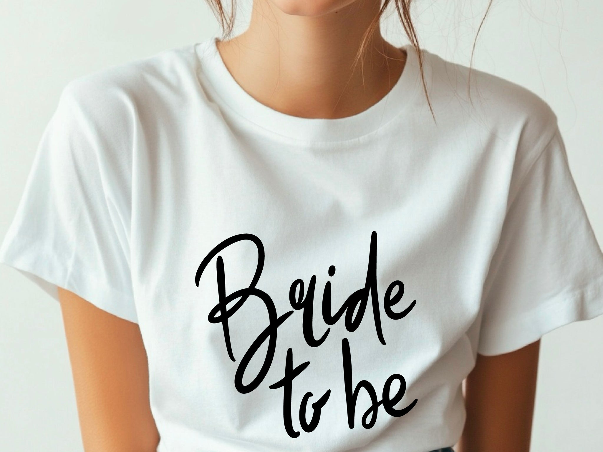 Bride to Be Shirt with Handwriting Font – Wedding T-Shirt – Bachelorette Party Tee – Bridal Shower Gift – Future Mrs Engagement Shirt