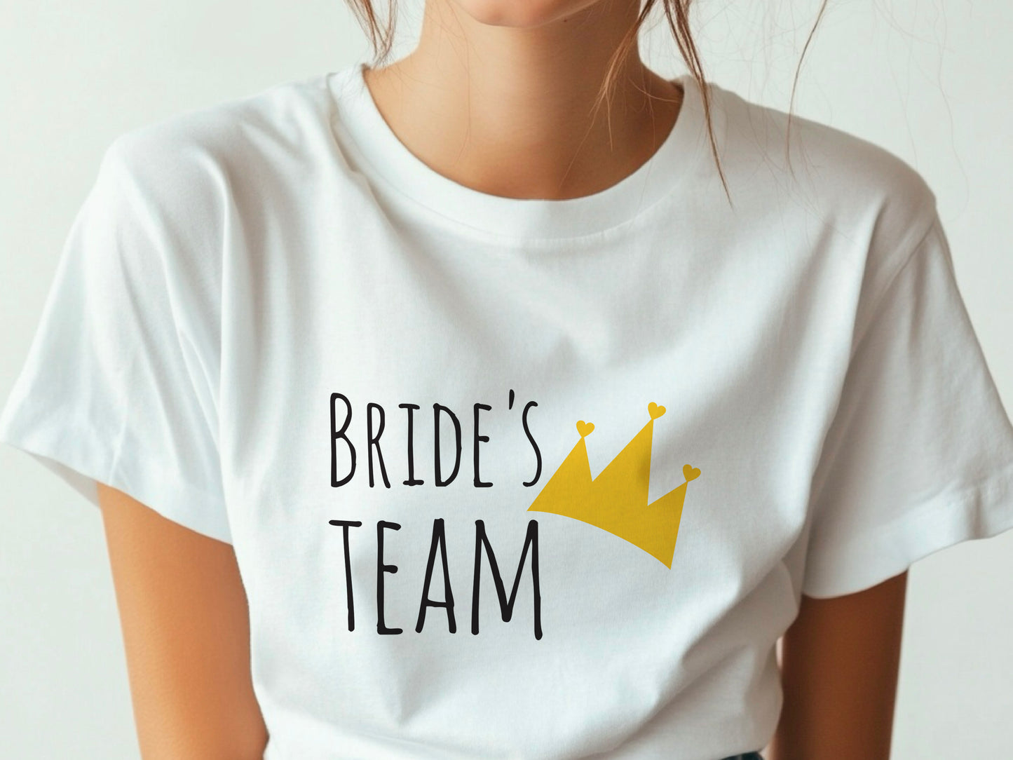 Team Bride Shirt with Crown – Bridesmaid Wedding Party T-Shirt – Matching Bachelorette Tee – Bride Squad Gift – Bridal Party Outfit