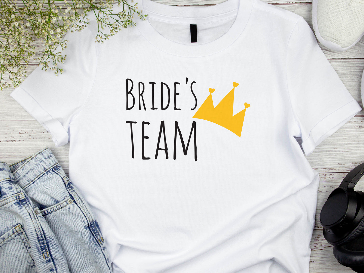 Team Bride Shirt with Crown – Bridesmaid Wedding Party T-Shirt – Matching Bachelorette Tee – Bride Squad Gift – Bridal Party Outfit