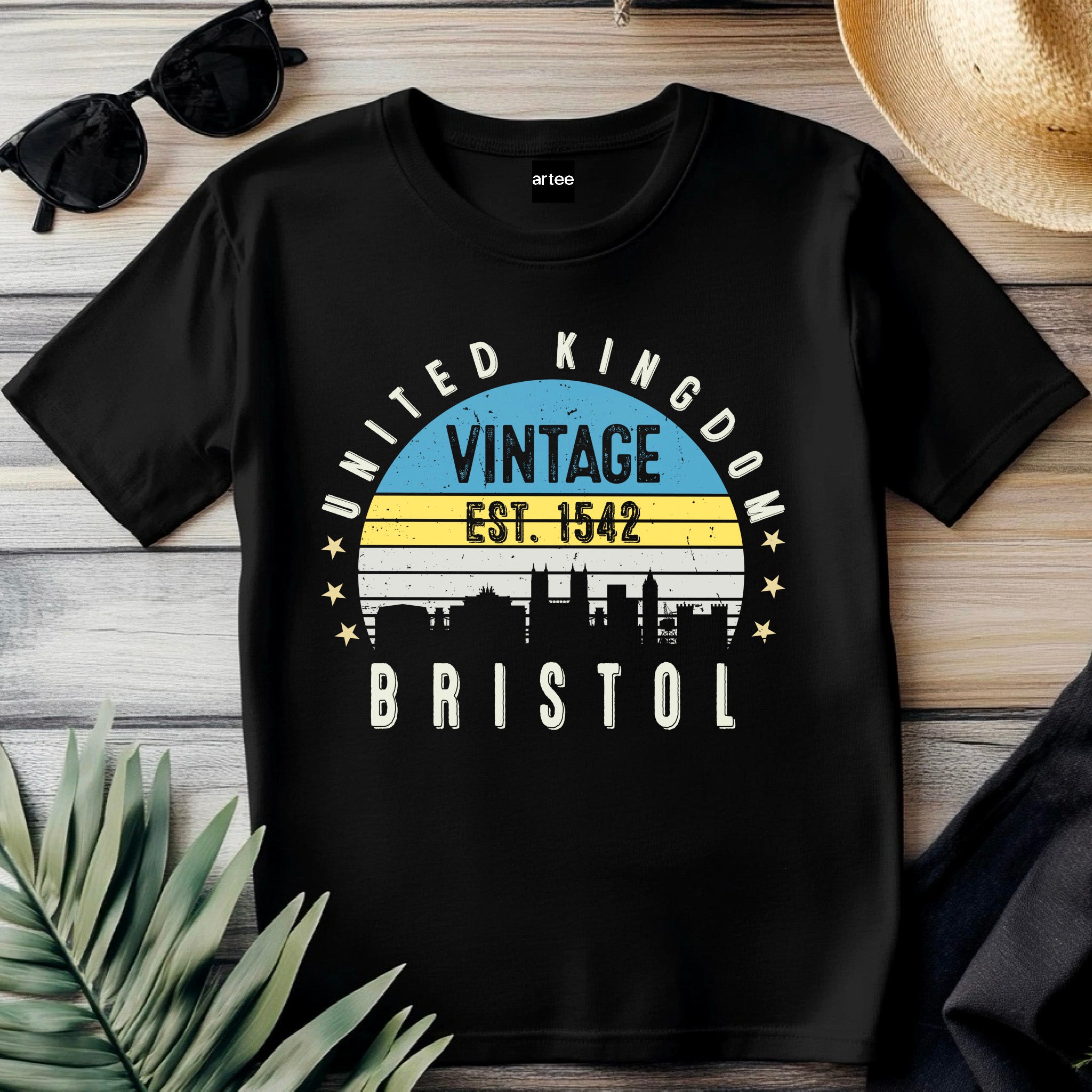 Bristol Est. 1542 T-Shirt – Vintage United Kingdom Unisex Tee – Retro British City Shirt – UK Heritage Gift – Old England Style