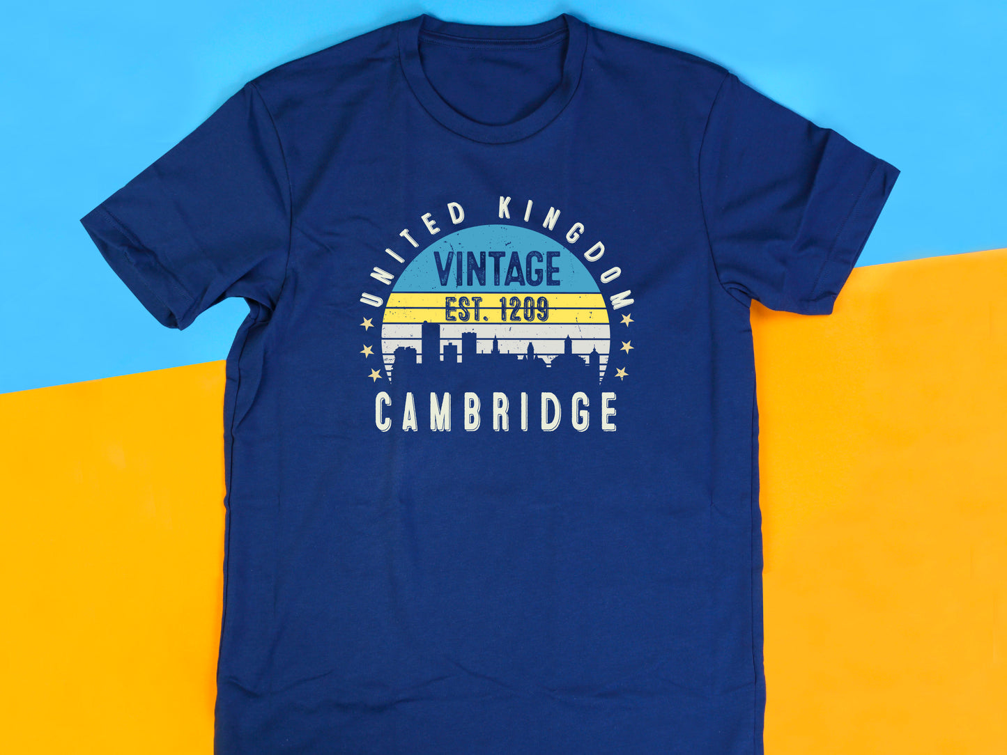Cambridge Est. 1209 T-Shirt – Vintage United Kingdom Tee – Retro UK City Shirt – British Heritage Gift – Unisex England Top