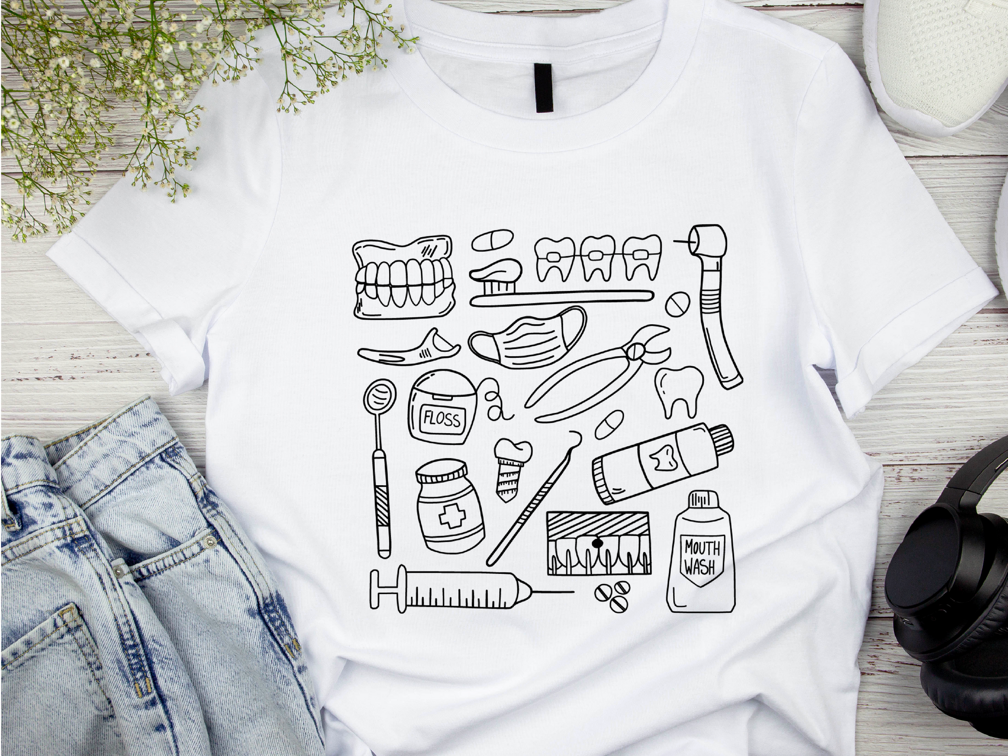 Farbenfrohes T-Shirt mit medizinischem Doodle-Print – stylische und lustige Kleidung zum Thema Gesundheit