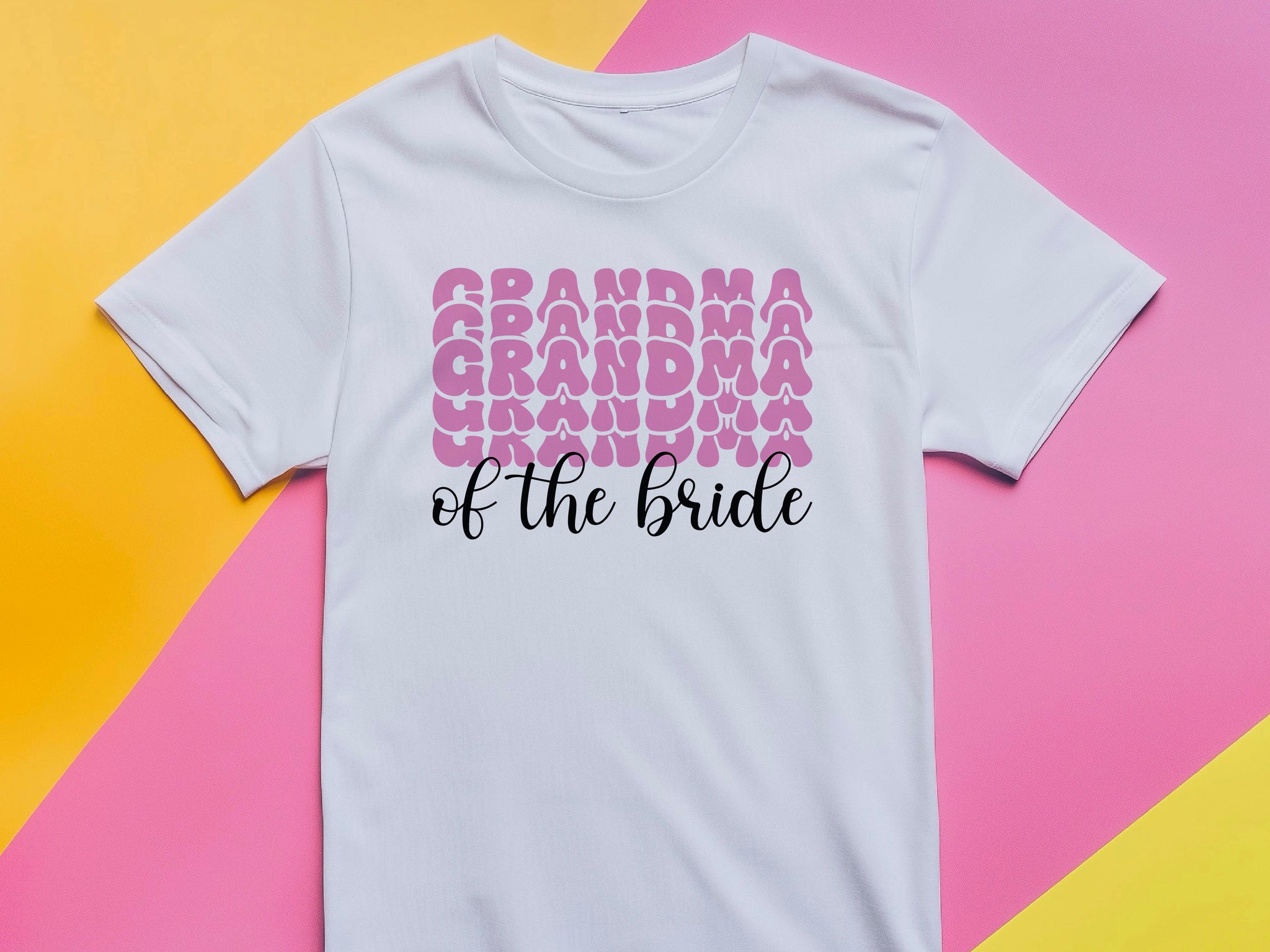 Grandma of the Bride T-Shirt – Wedding Party Shirt for Grandmother – Bridal Family Matching Tee – Gift from Bride – Wedding Day Outfit