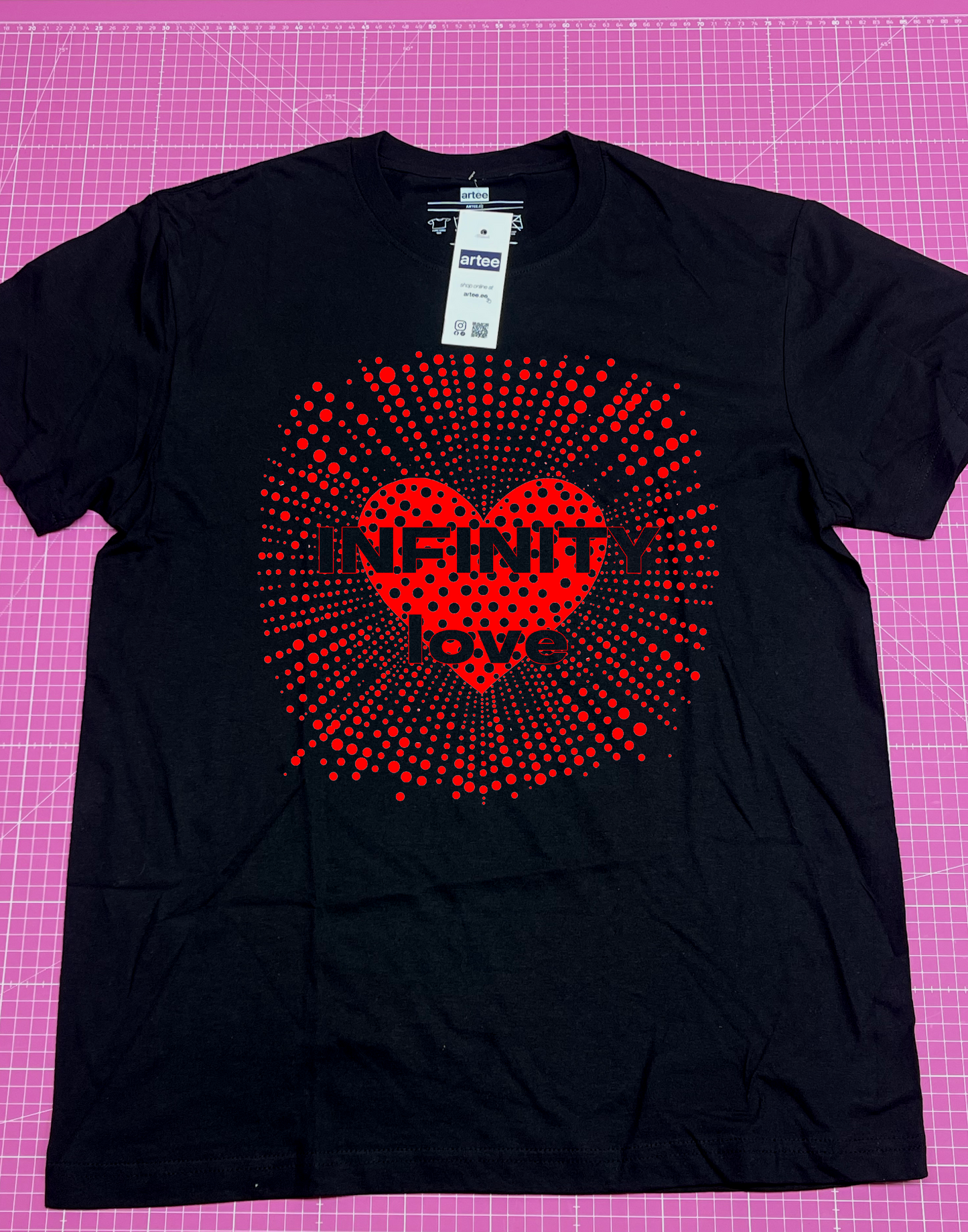 Yayoi Kusama Inspired Infinity Love T-Shirt - Red Polka Dot Feminist Art, Perfect Valentine Gift