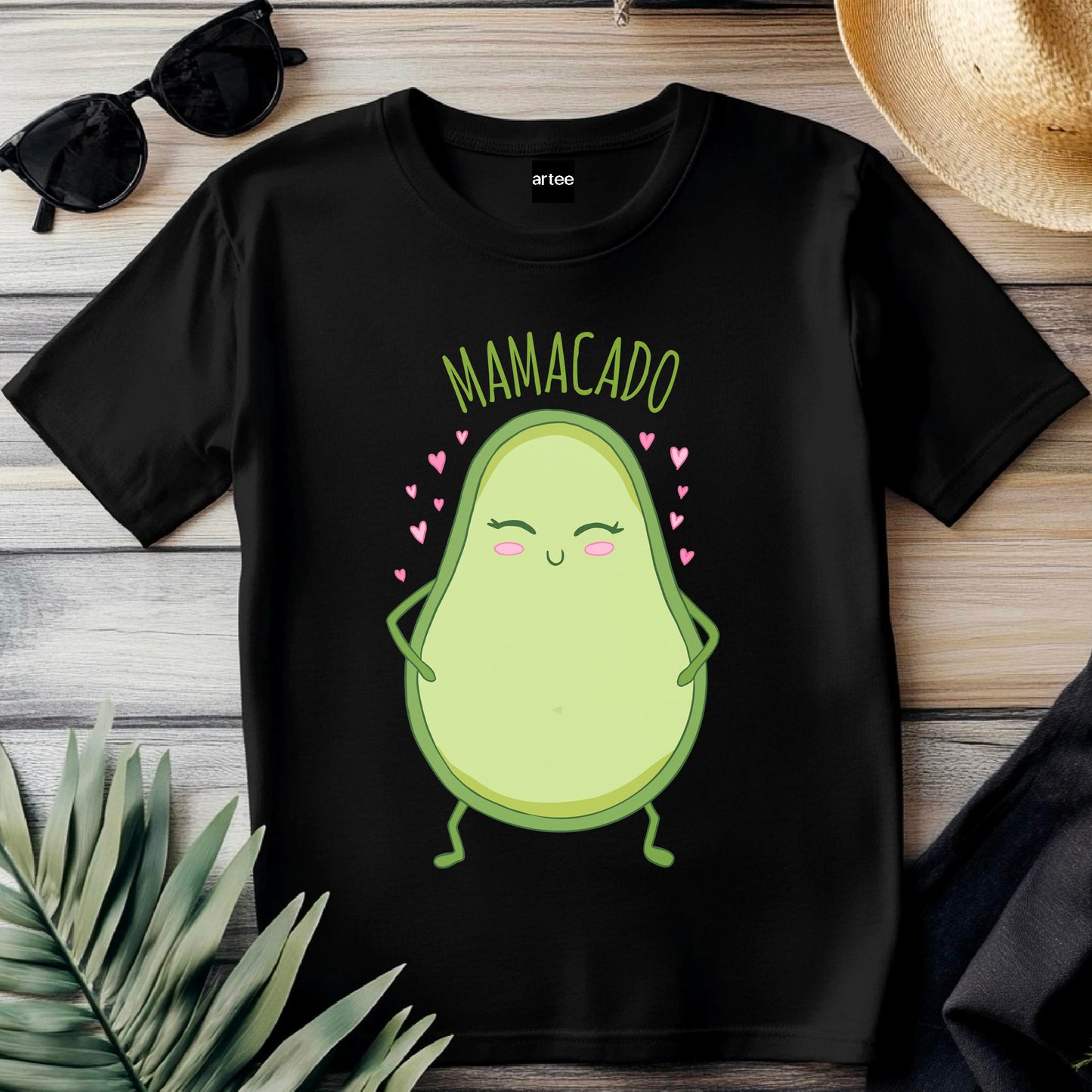 Mamacado T-Shirt, Pregnancy Announcement Shirt, Baby Announcement T-Shirt, Funny Gift for Expectant Mothers, baby shower Shirt