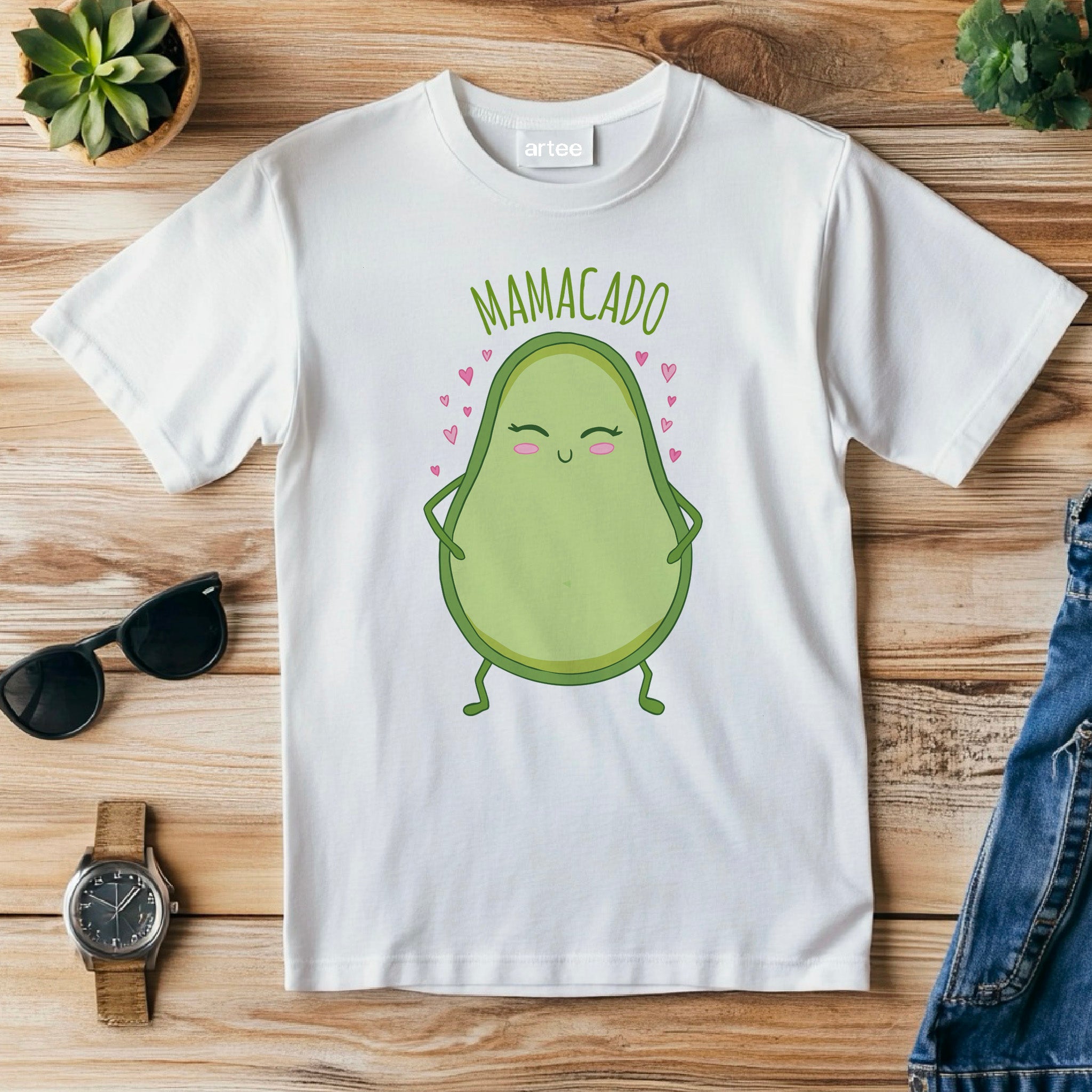 Mamacado T-Shirt, Pregnancy Announcement Shirt, Baby Announcement T-Shirt, Funny Gift for Expectant Mothers, baby shower Shirt