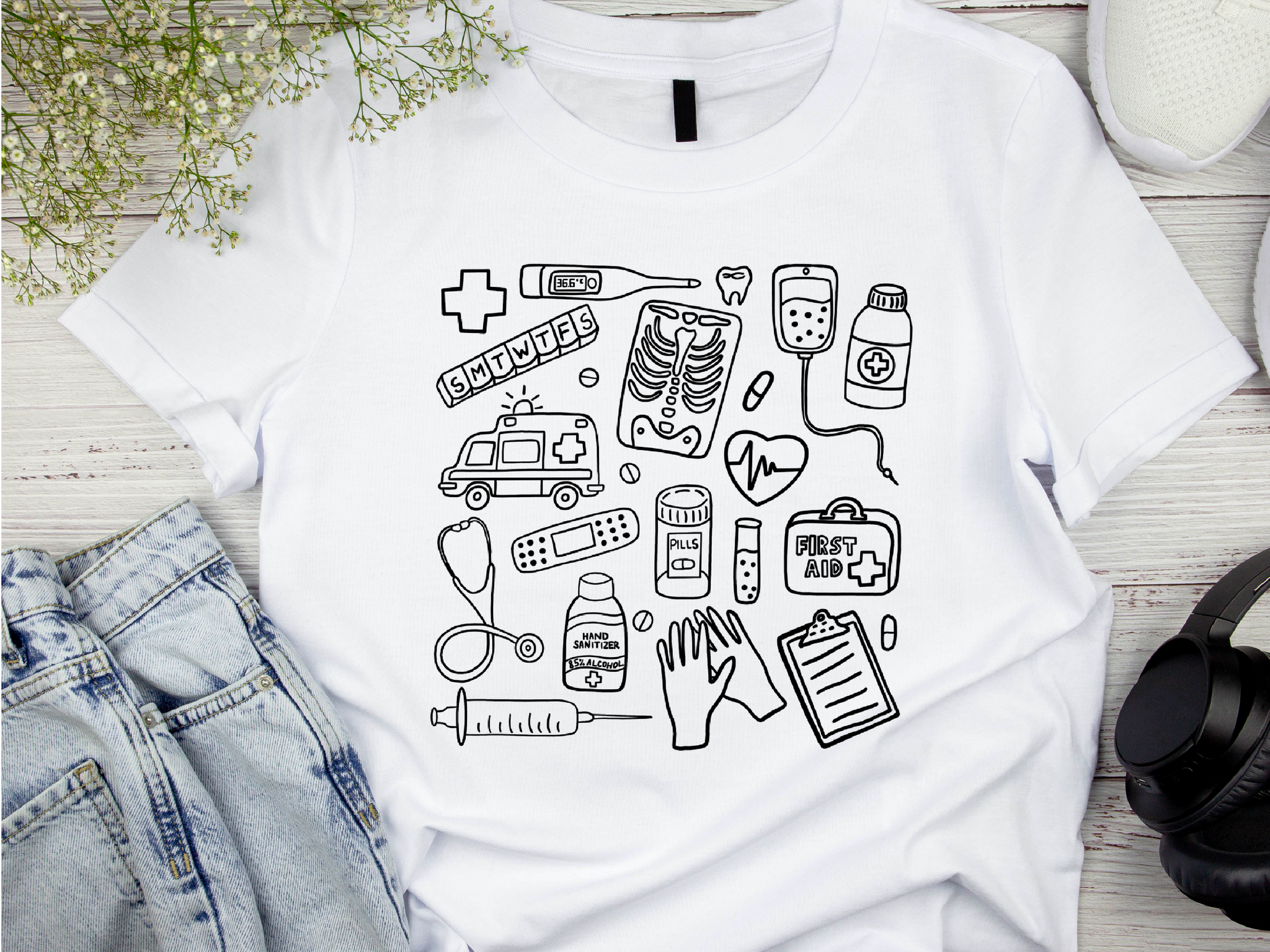Farbenfrohes T-Shirt mit medizinischem Doodle-Print – stylische und lustige Kleidung zum Thema Gesundheit
