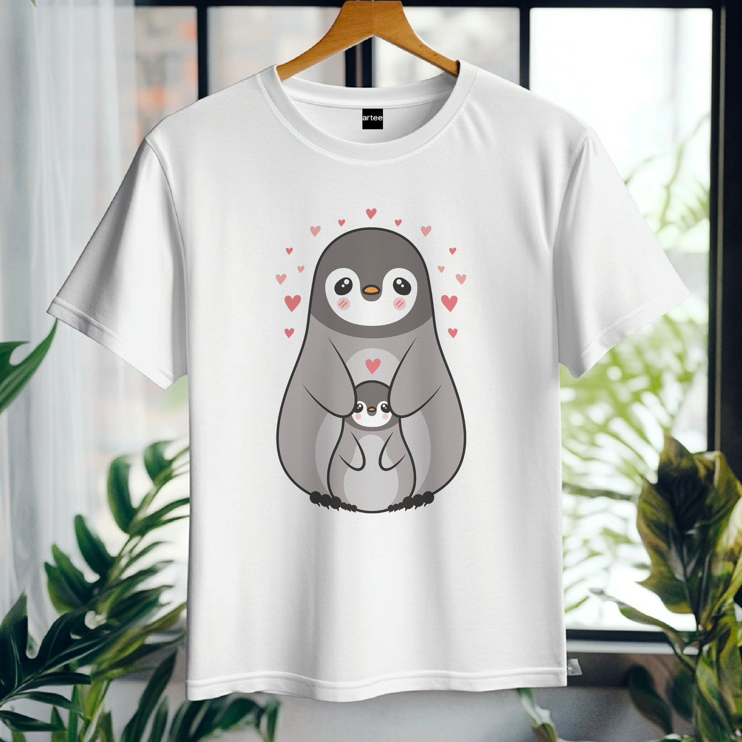 Mama Penguin Shirt, Cute Penguin T-Shirt For Women, Penguin Lovers Shirt, Aquatic Flightless Bird Shirt, Penguins, Mama Gift, Mommy Shirt