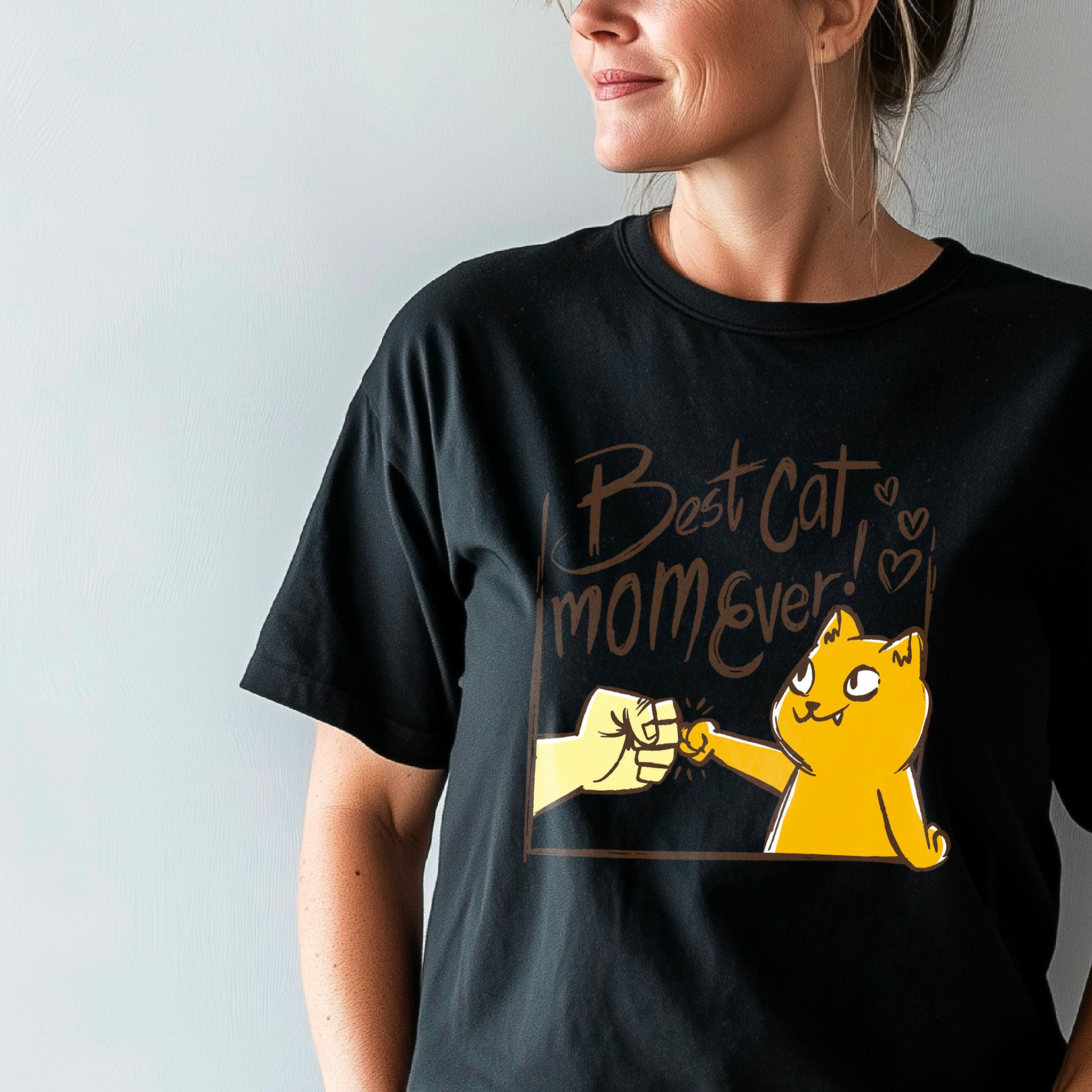 Best Cat Mom Ever T Shirt, Cat Lover Tee, Gifts for Cat Lovers, Gift for Cat Mom, Women Cat Lover, Kitten tee, Animal Lover Tee