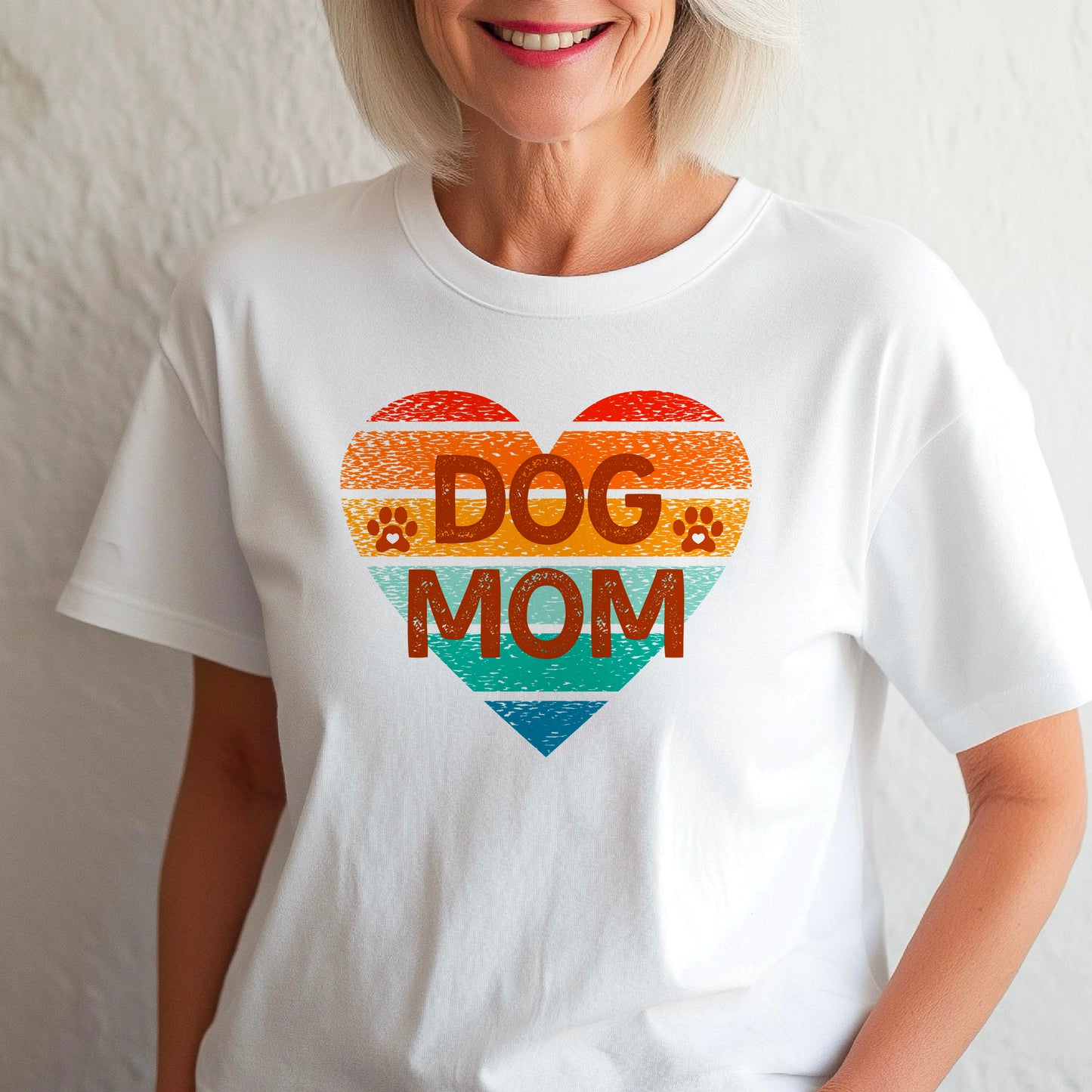 Retro dog mom t-shirt, Vintage dog lover t-shirt, Cool pet owner gift, Casual shirt for mother's day