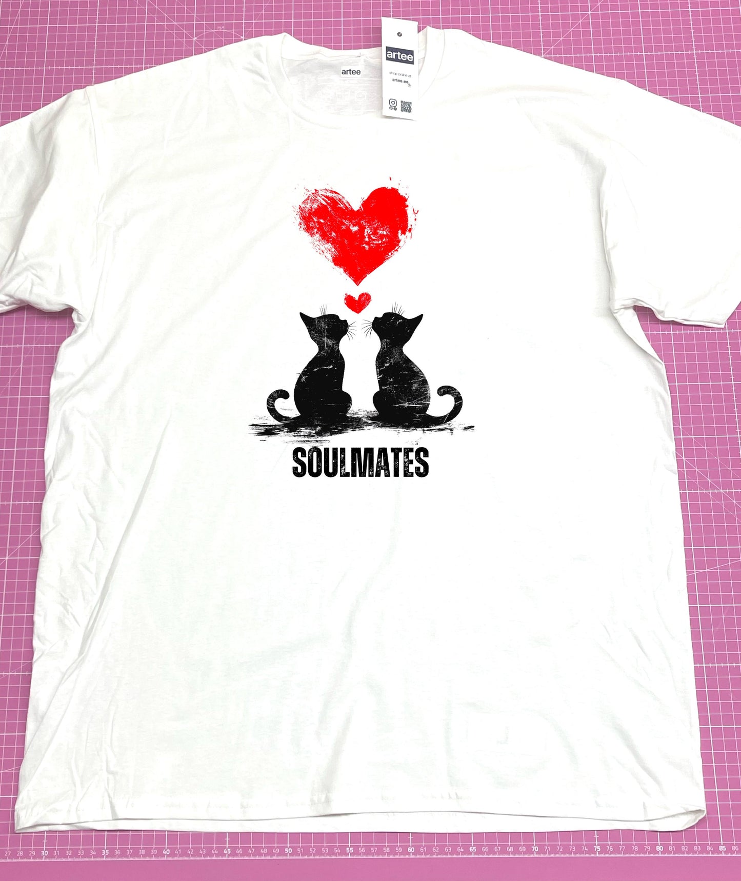 Banksy Inspired Tee | Printed Love Valentine T-Shirt | Iconic Art Prints for Trendy Style