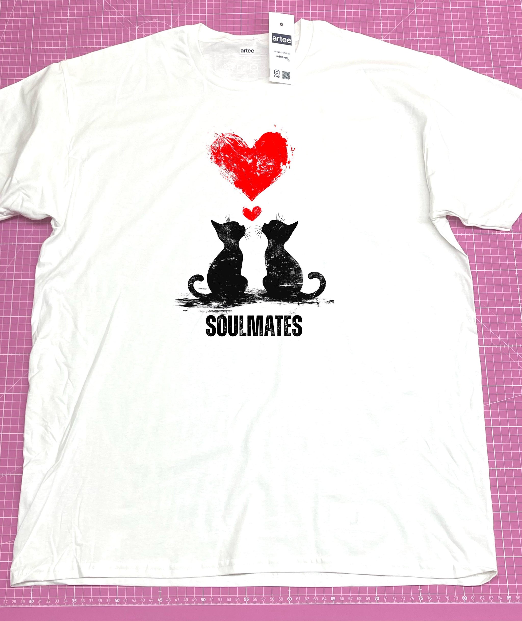 Banksy Inspired Tee | Printed Love Valentine T-Shirt | Iconic Art Prints for Trendy Style