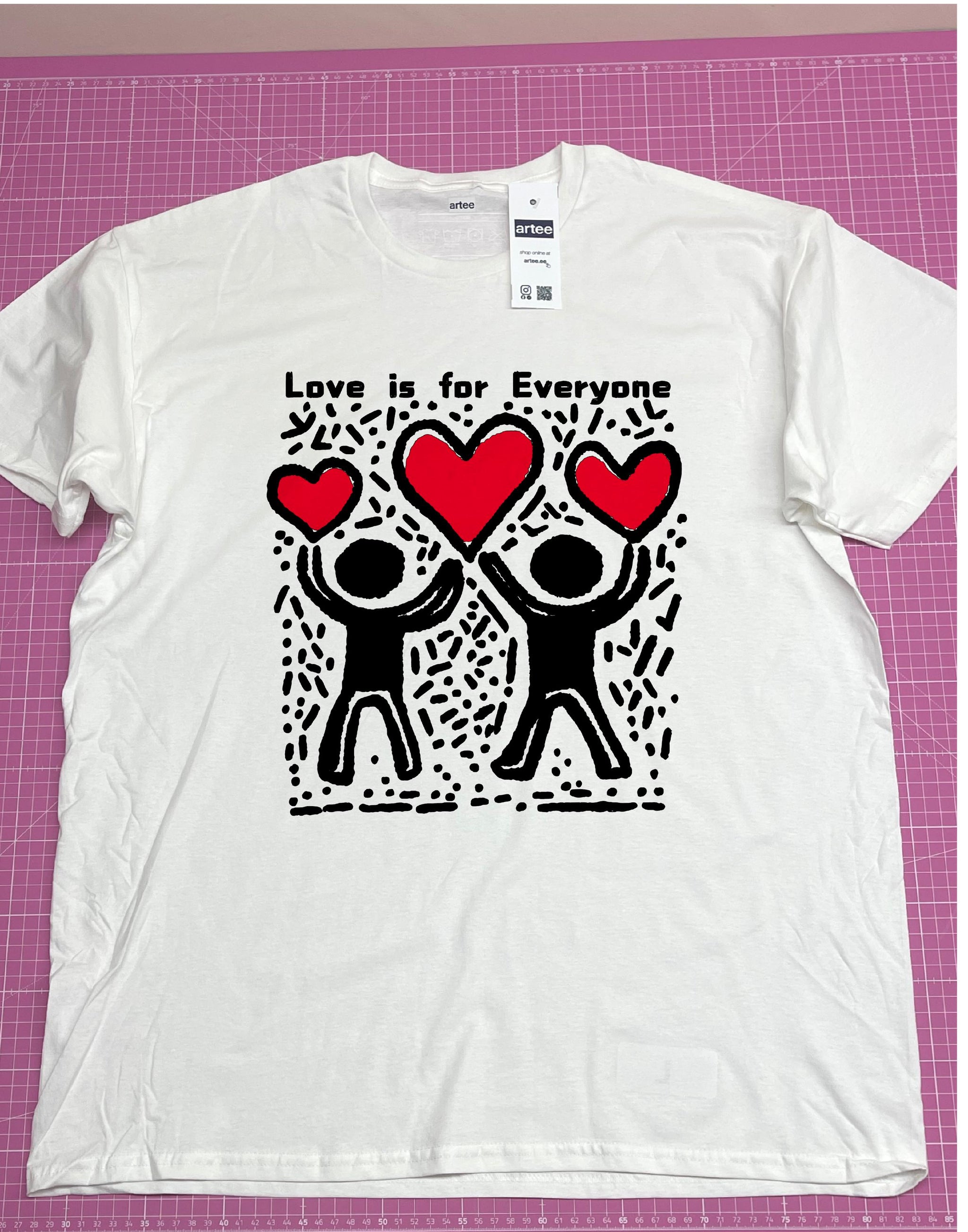 Keith Haring Inspired T-Shirt - Love and Kiss Pop Art Tee, Perfect Valentine Gift