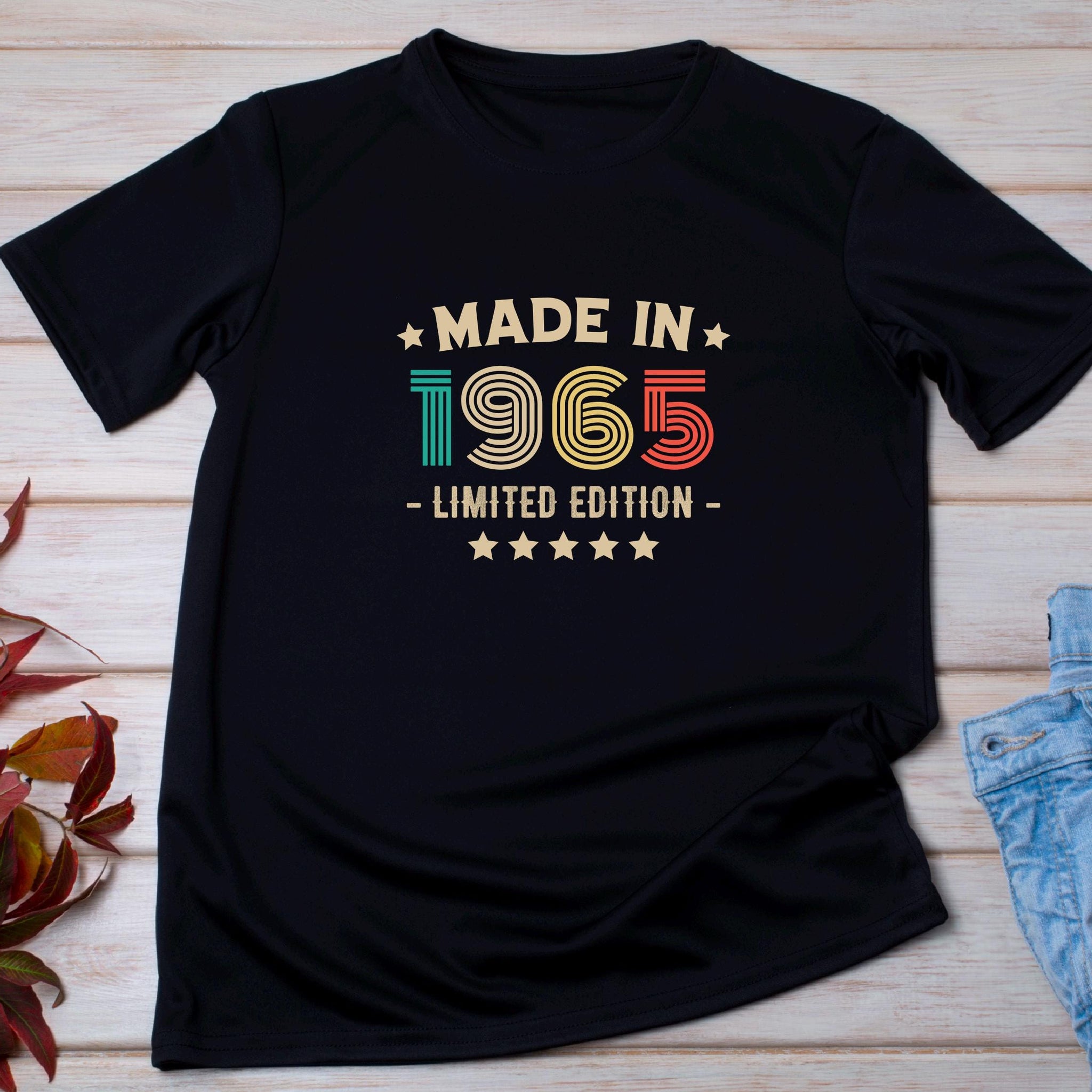 1965 60th Birthday T-Shirt | Funny 60th Gifts for Dad, Gifts for Him | Classic 60th T-Shirt for Men