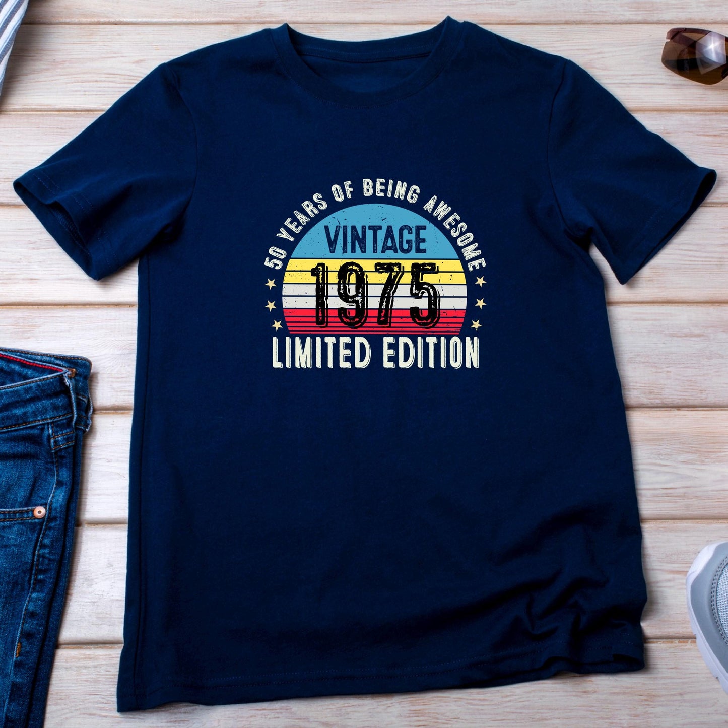 1975 50th Birthday T-Shirt | Funny 50th Gifts for Dad, Gifts for Him | Classic 50th T-Shirt for Men